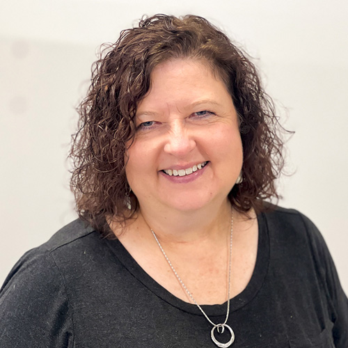 Dawn Anderson COO of Oasis Headshot
