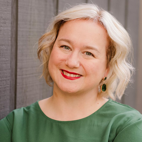 Stephanie McCreary CPO of Oasis Headshot